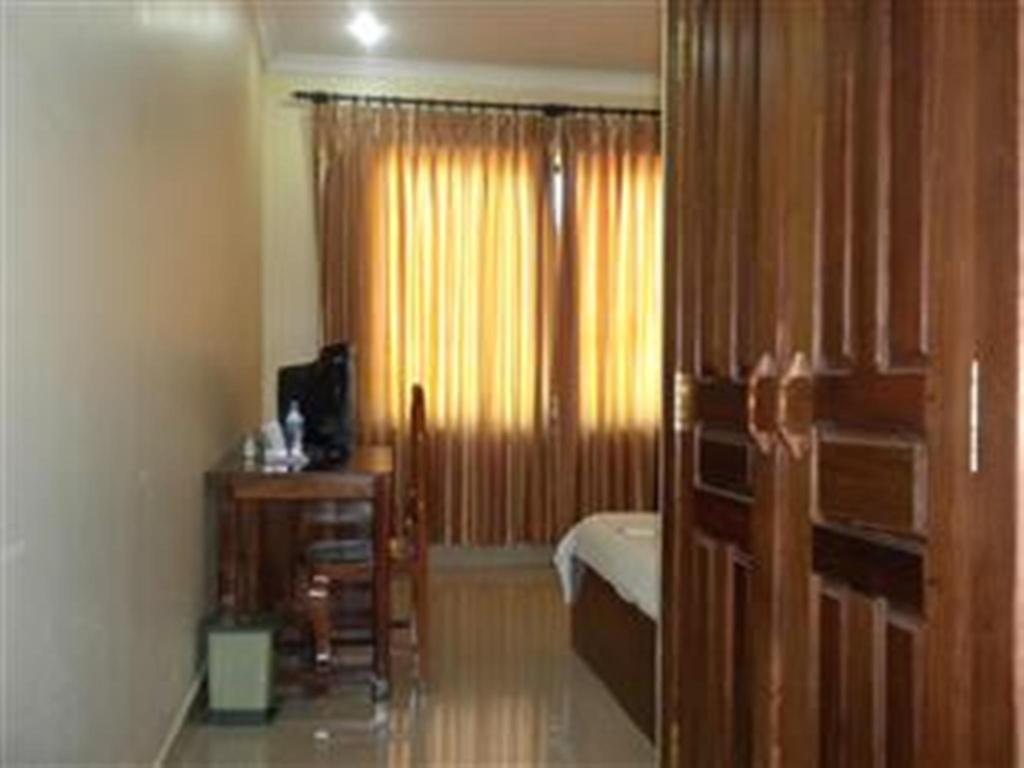 Nyny Hotel Кампот Номер фото